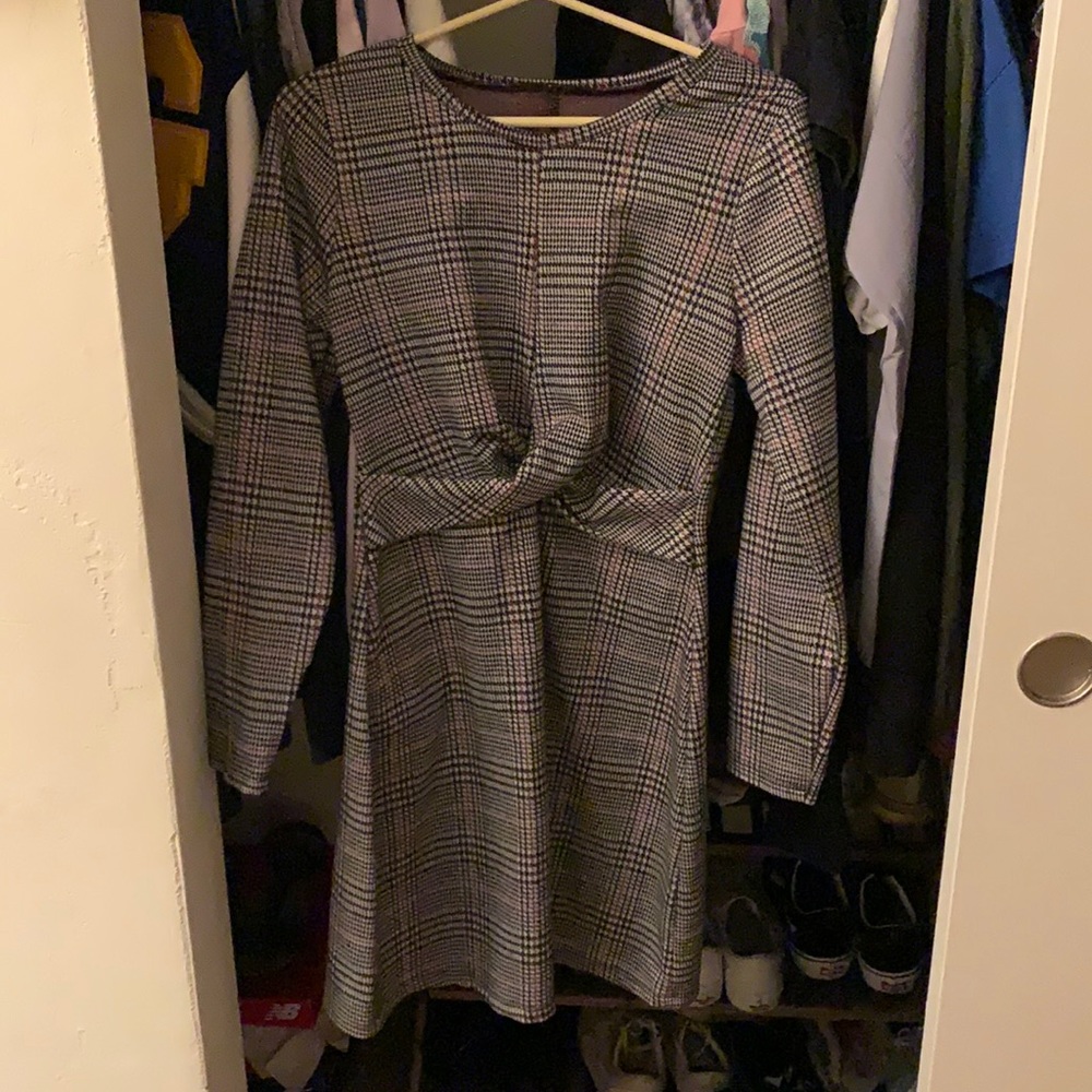 Houndstooth plaid dress twisted middle